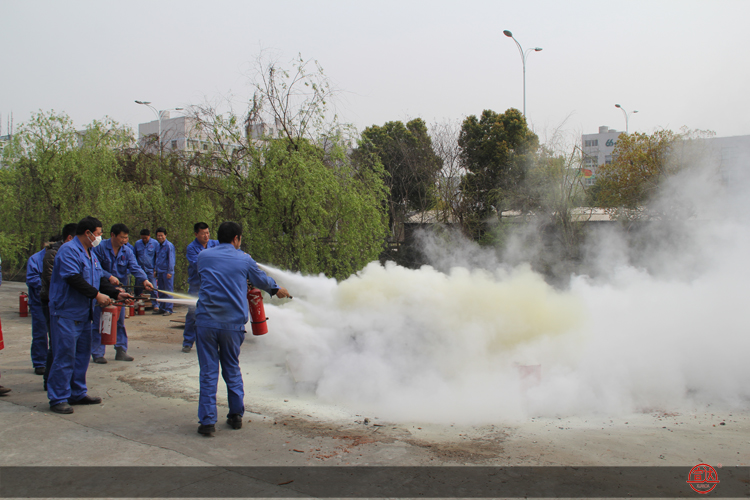宣達(dá)集團(tuán)春季消防演練火熱開展