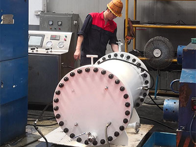 高壓試驗(yàn)艙模擬水下